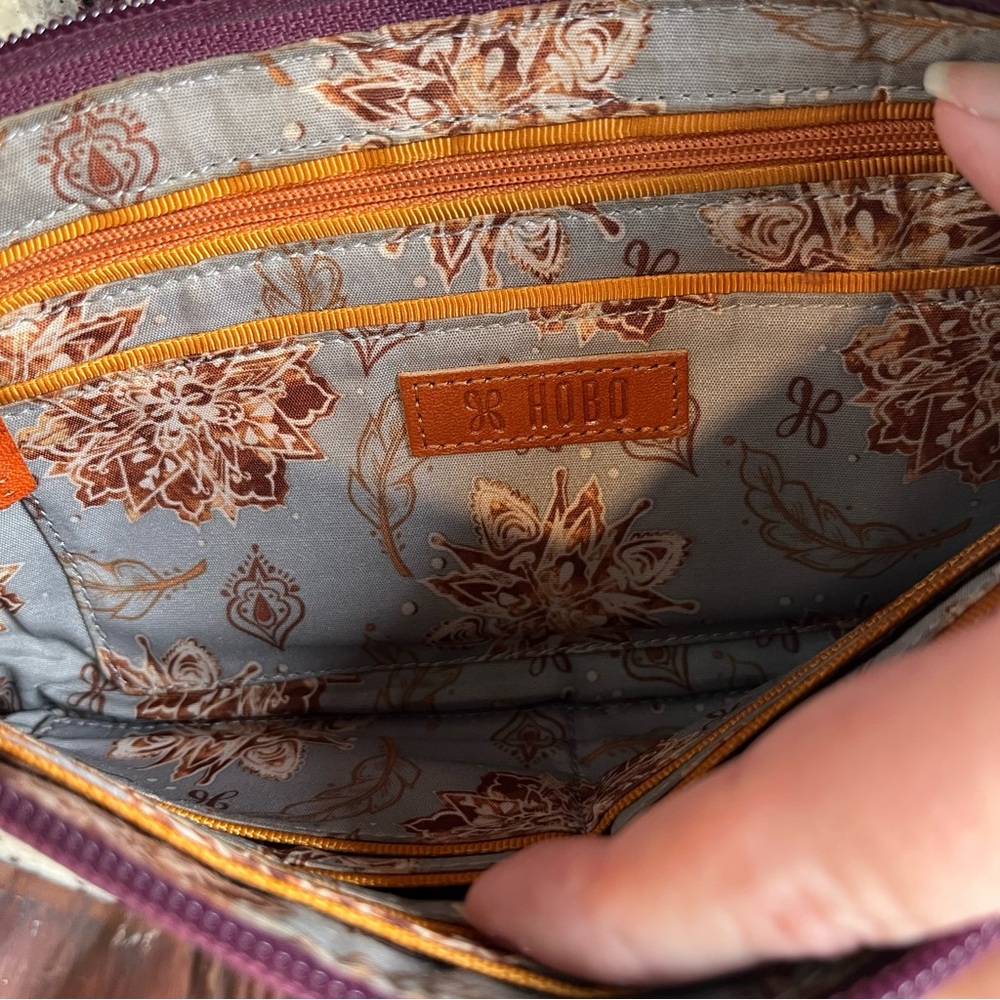 Vintage HOBO Vida Wristlet - Picture 8 of 10